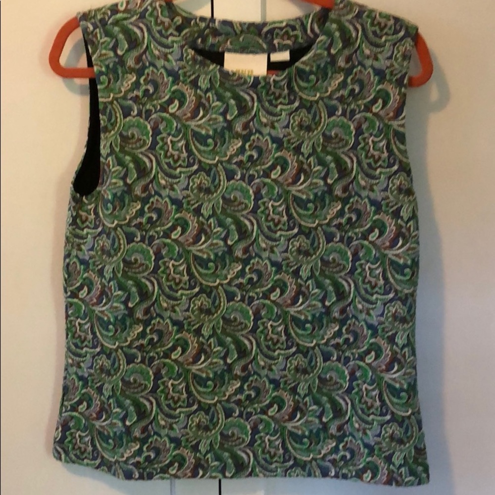 Multi color retro shell